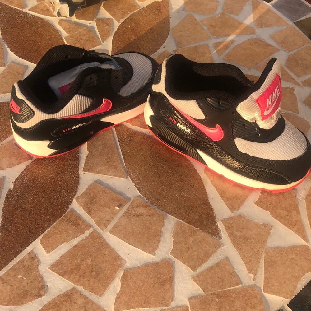 Nike Air Max Sneakers